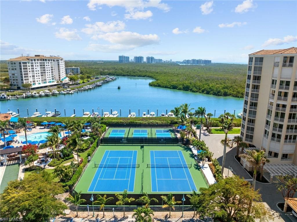 435 DOCKSIDE DR # A804, NAPLES FL 34110-41