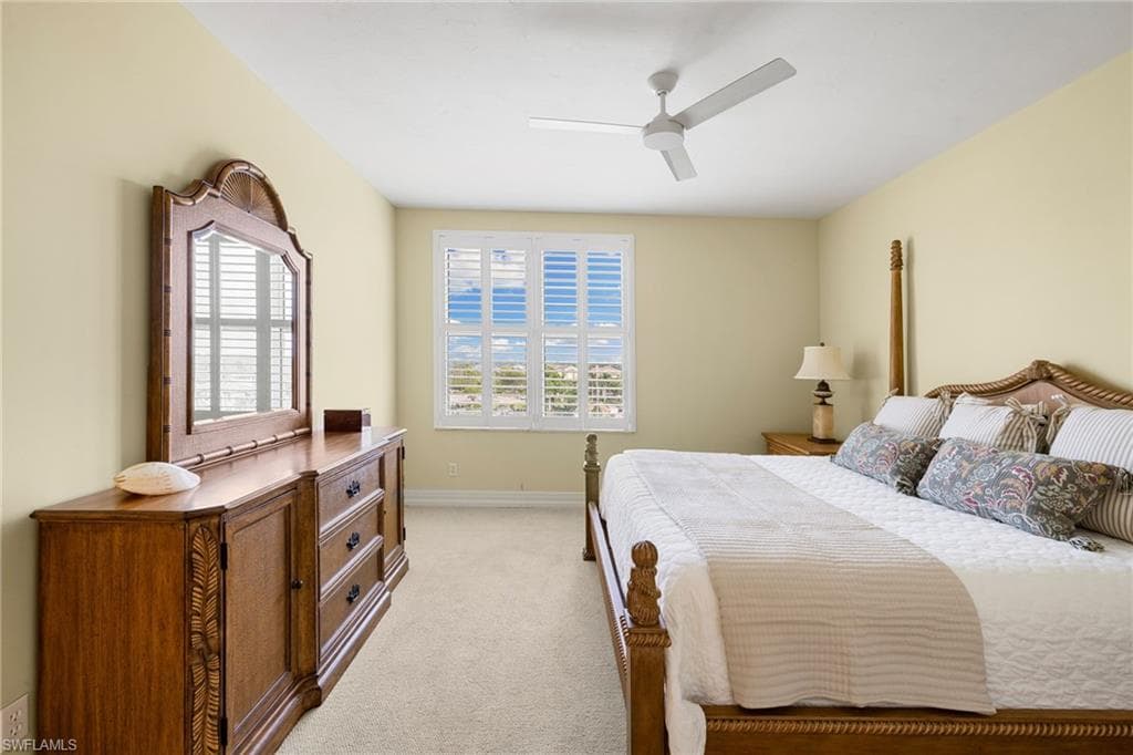 435 DOCKSIDE DR # A804, NAPLES FL 34110-29