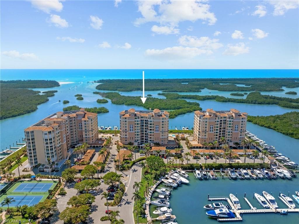 435 DOCKSIDE DR # A804, NAPLES FL 34110-49