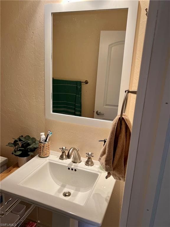 1055 Palm AVE # 222, NORTH FORT MYERS FL 33903-19
