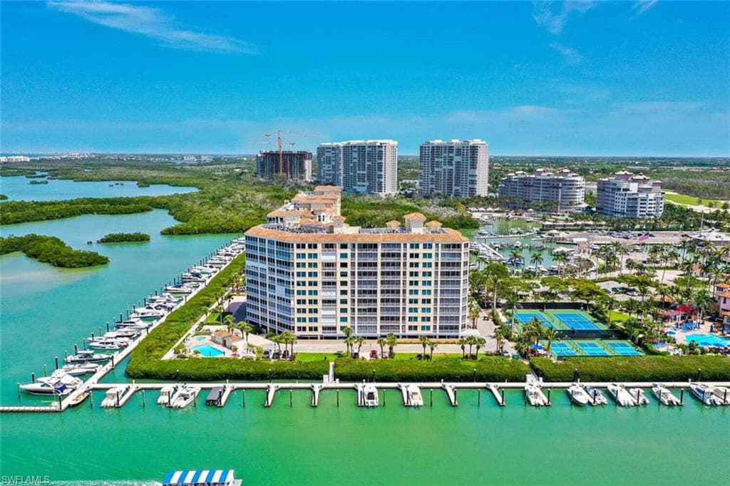 425 Dockside DR # 1, NAPLES FL 34110-35