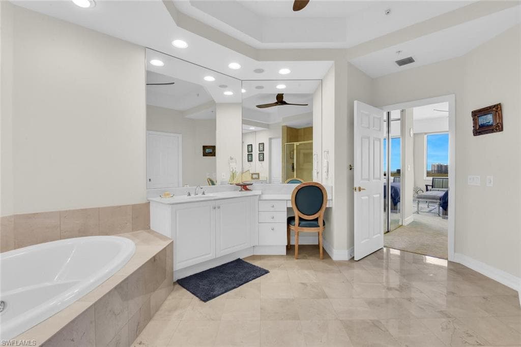 425 Dockside DR # 1, NAPLES FL 34110-18