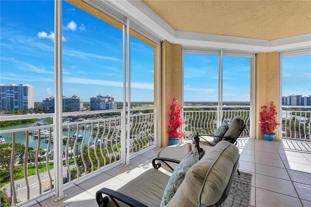 425 Dockside DR # 1, NAPLES FL 34110-30