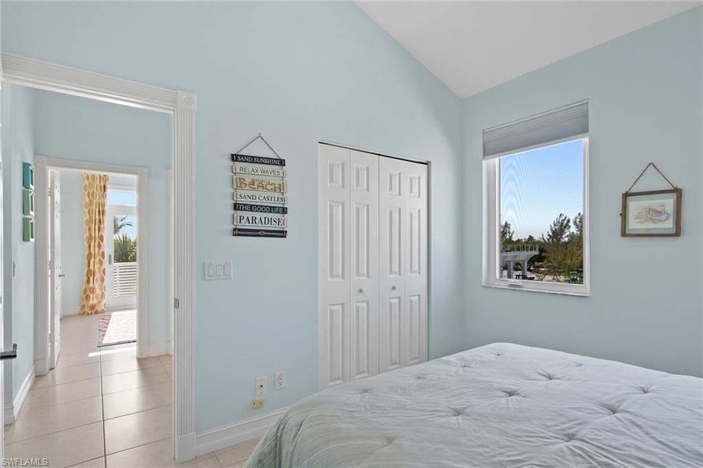 11687 Keewaydin, NAPLES FL 34113-26
