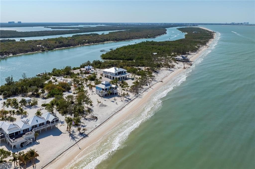 11687 Keewaydin, NAPLES FL 34113-46