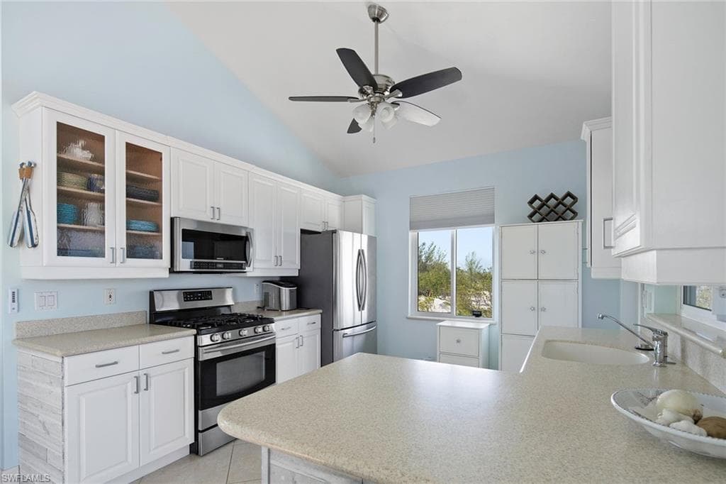 11687 Keewaydin, NAPLES FL 34113-17