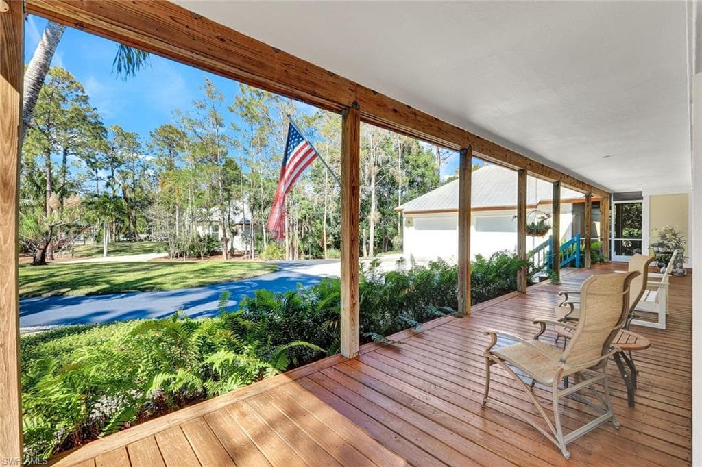 5660 English Oaks LN, NAPLES FL 34119-6