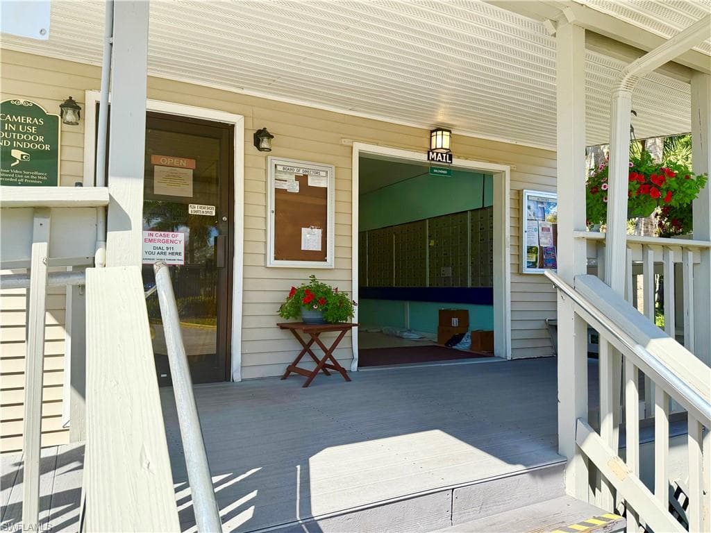 371 Imperial Wilderness BLVD, NAPLES FL 34114-30