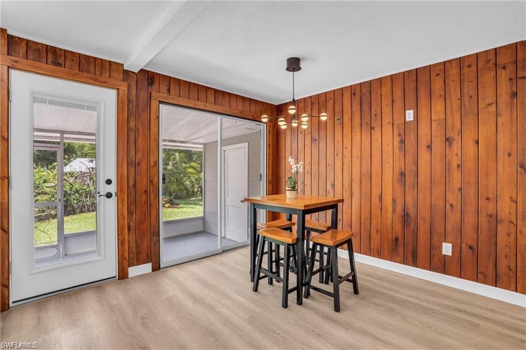 135 Standish CIR, NORTH FORT MYERS FL 33903-18