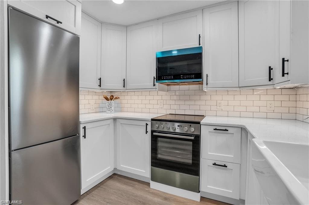 135 Standish CIR, NORTH FORT MYERS FL 33903-20