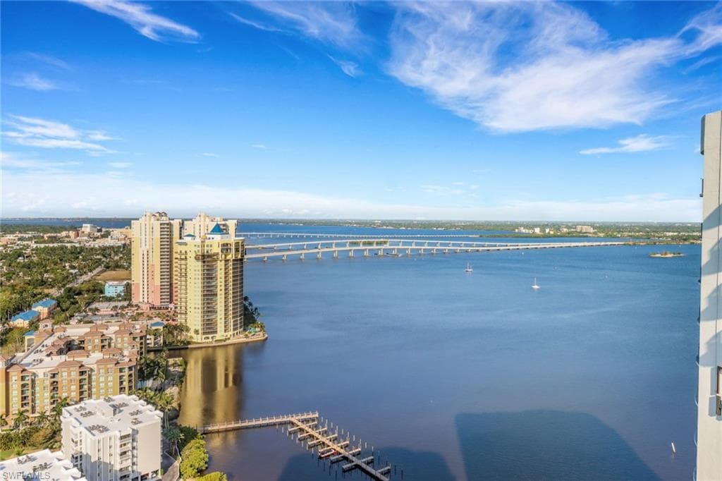 3000 Oasis Grand BLVD, FORT MYERS FL 33916-26