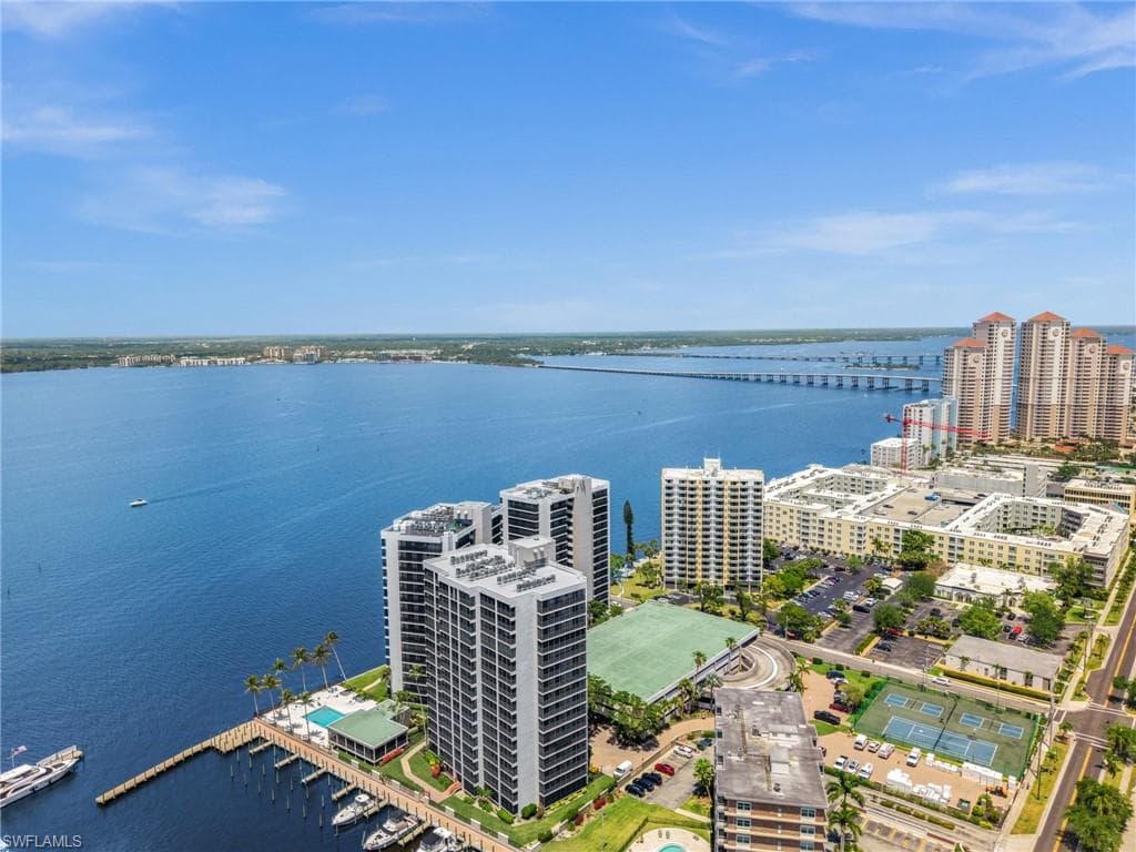 1900 Virginia AVE # 902, FORT MYERS FL 33901-39