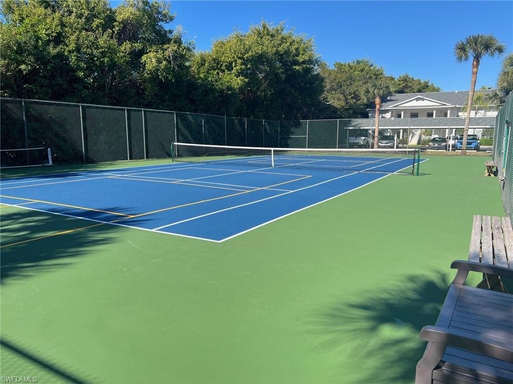 1220 Sarah Jean CIR # L103, NAPLES FL 34110-45