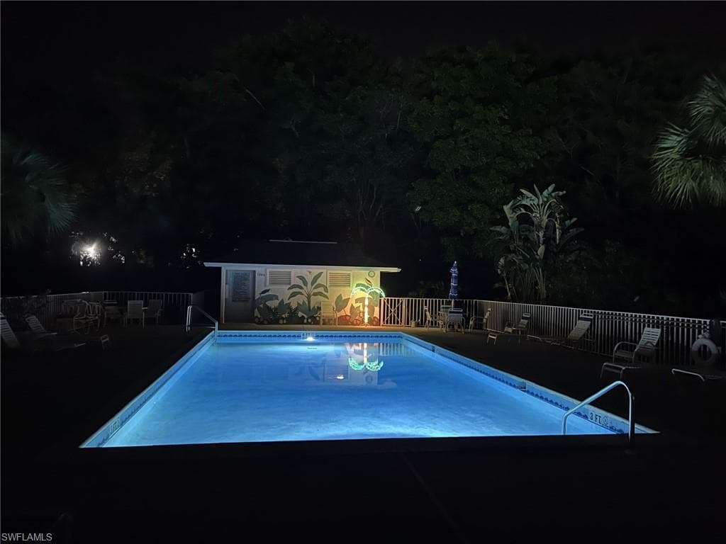 1220 Sarah Jean CIR # L103, NAPLES FL 34110-43