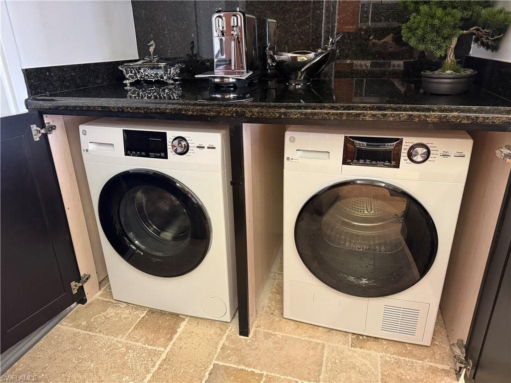 3115 Gulf Shore BLVD N # 112S, NAPLES FL 34103-23