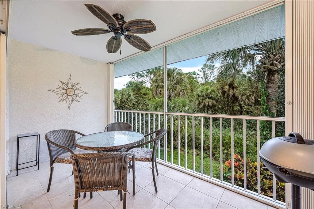 228 Belina DR # 606, NAPLES FL 34104-1
