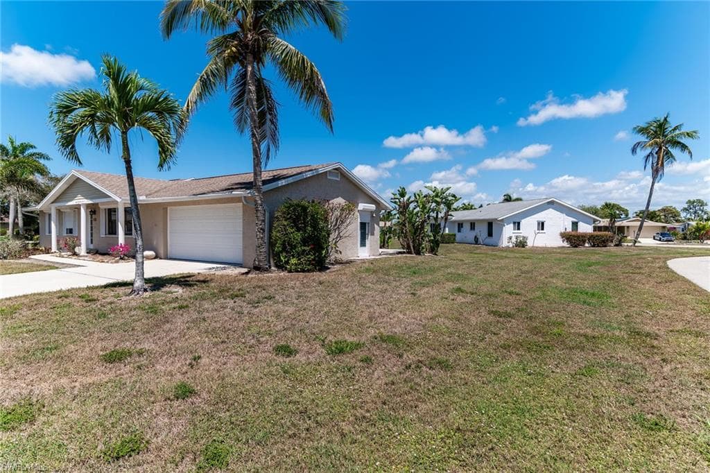 112 Blue Ridge DR # 55, NAPLES FL 34112-20