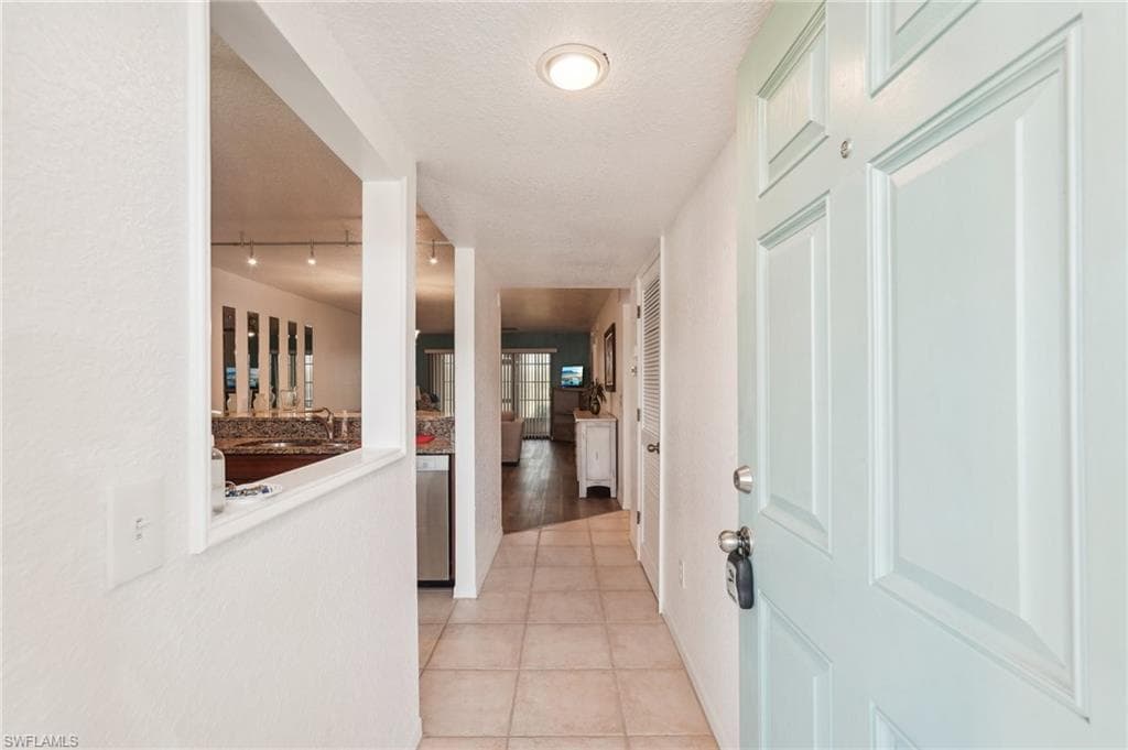 175 Kings HWY, PUNTA GORDA FL 33983-1