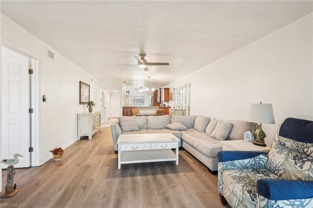 175 Kings HWY, PUNTA GORDA FL 33983-2