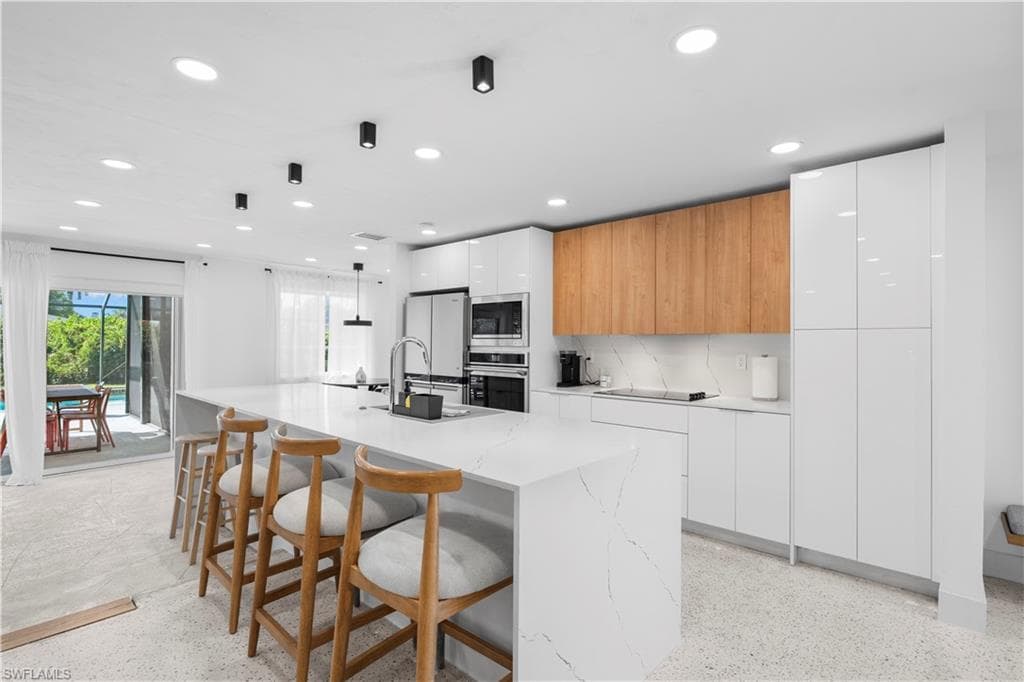 1515 Manchester BLVD, FORT MYERS FL 33919-2