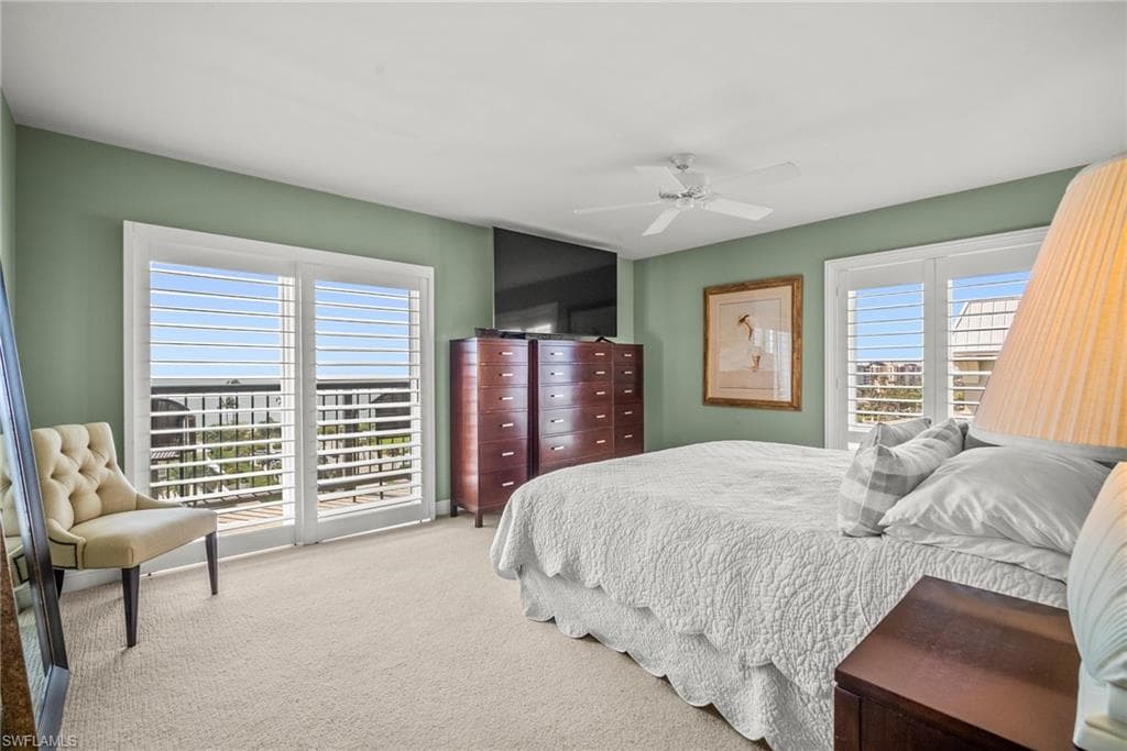 2650 Gulf Shore BLVD N # 701, NAPLES FL 34103-9