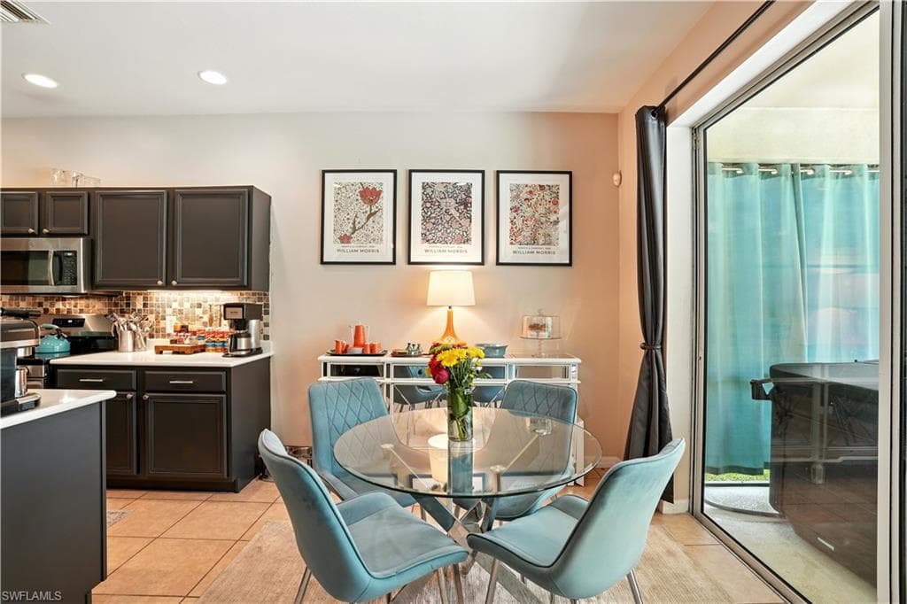 3268 Aralia CT E, ALVA FL 33920-12