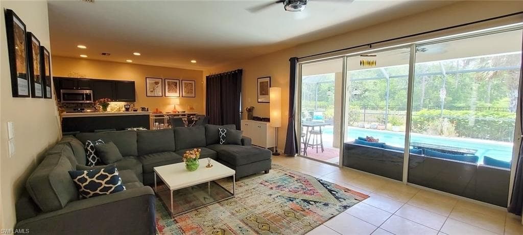 3268 Aralia CT E, ALVA FL 33920-7