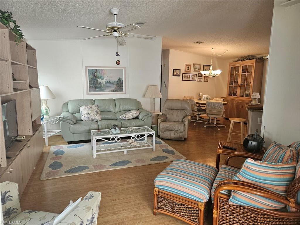 27 Amethyst AVE # 27A, NAPLES FL 34114-12