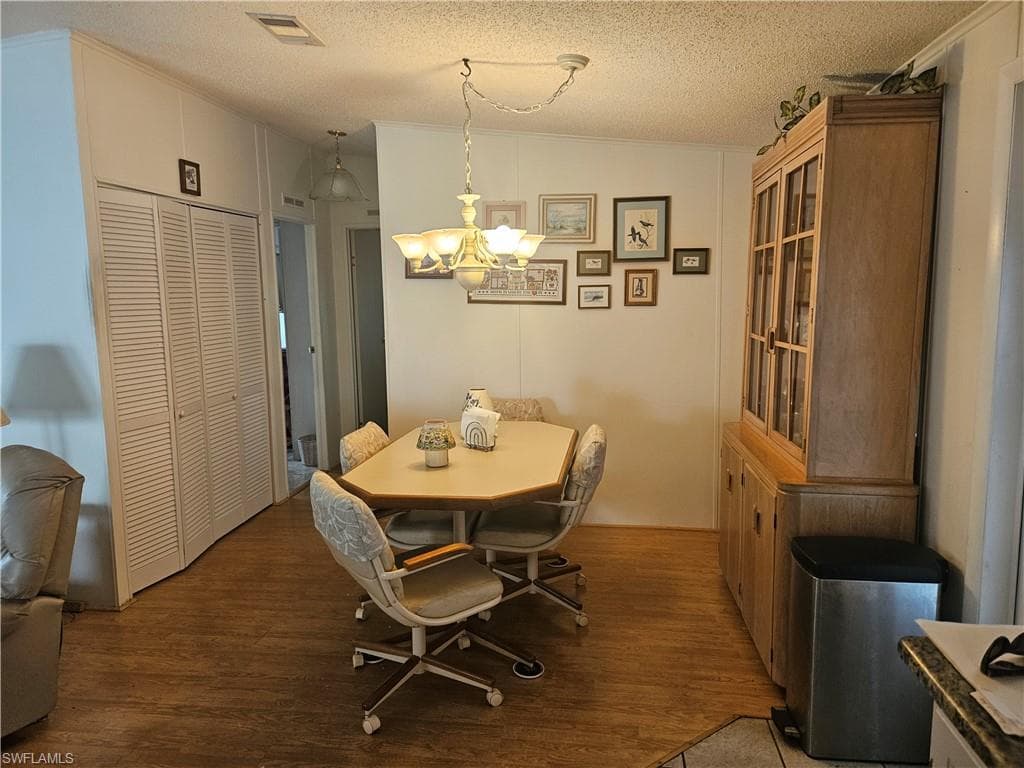 27 Amethyst AVE # 27A, NAPLES FL 34114-7