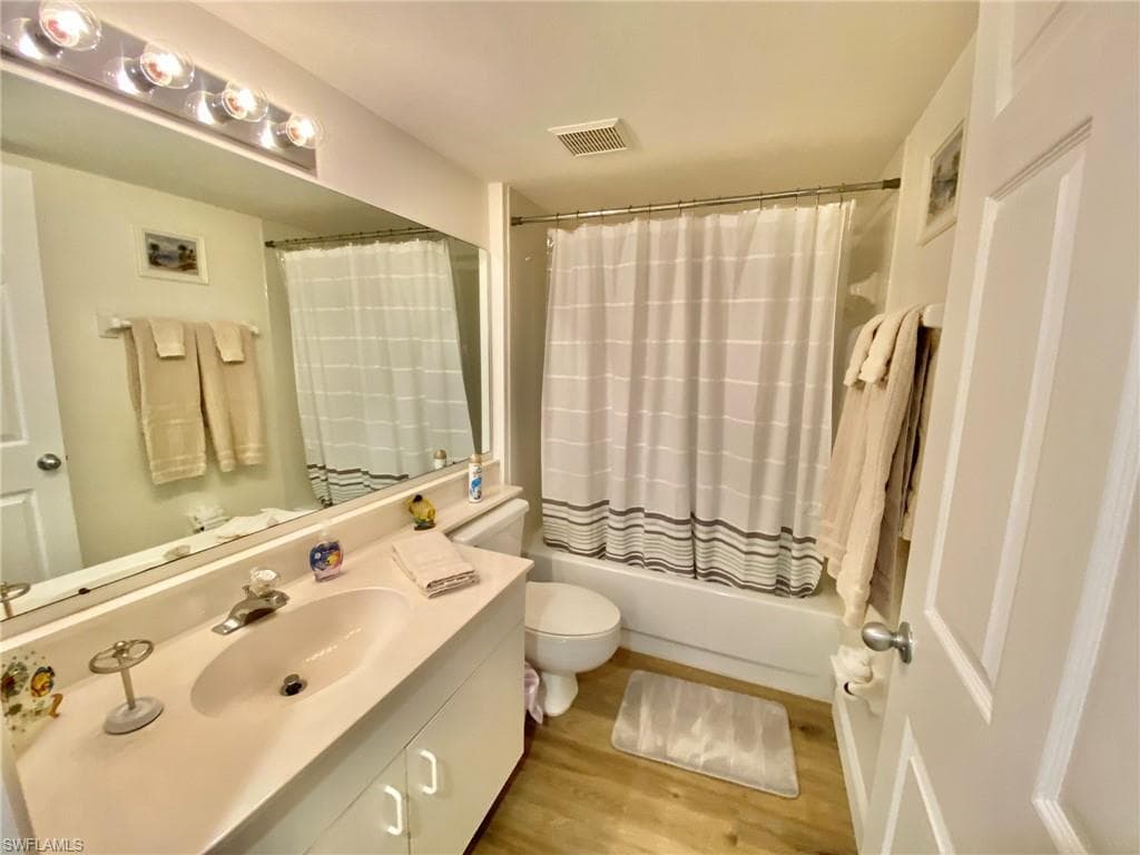 290 Naples Cove DR # 2205, NAPLES FL 34110-26
