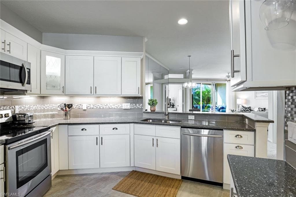 8385 Excalibur CIR # G3, NAPLES FL 34108-4