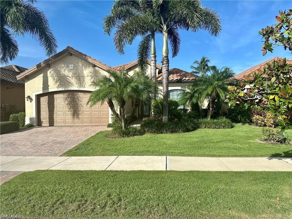 9061 Isla Bella CIR, BONITA SPRINGS FL 34135-1
