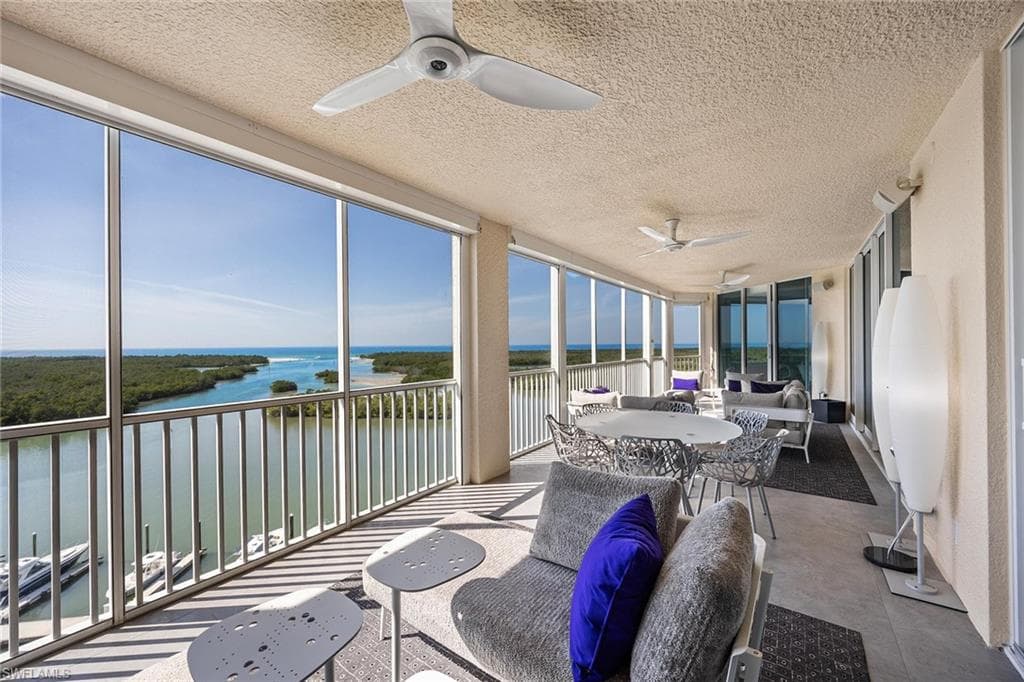 425 Dockside DR # 905, NAPLES FL 34110-26