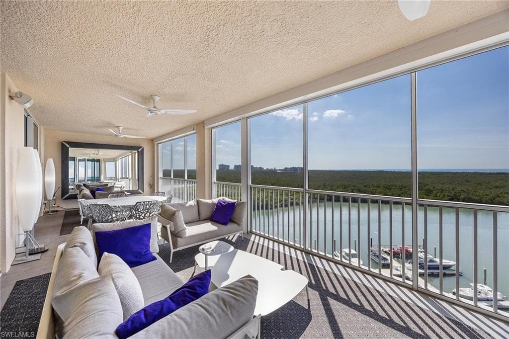 425 Dockside DR # 905, NAPLES FL 34110-25