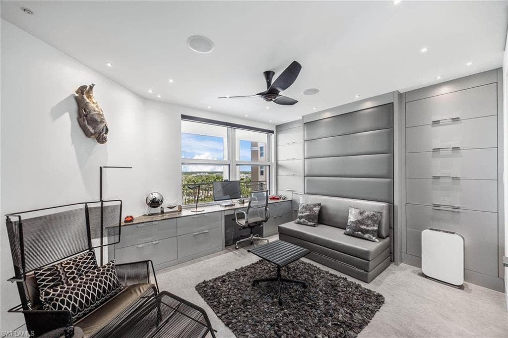 425 Dockside DR # 905, NAPLES FL 34110-23