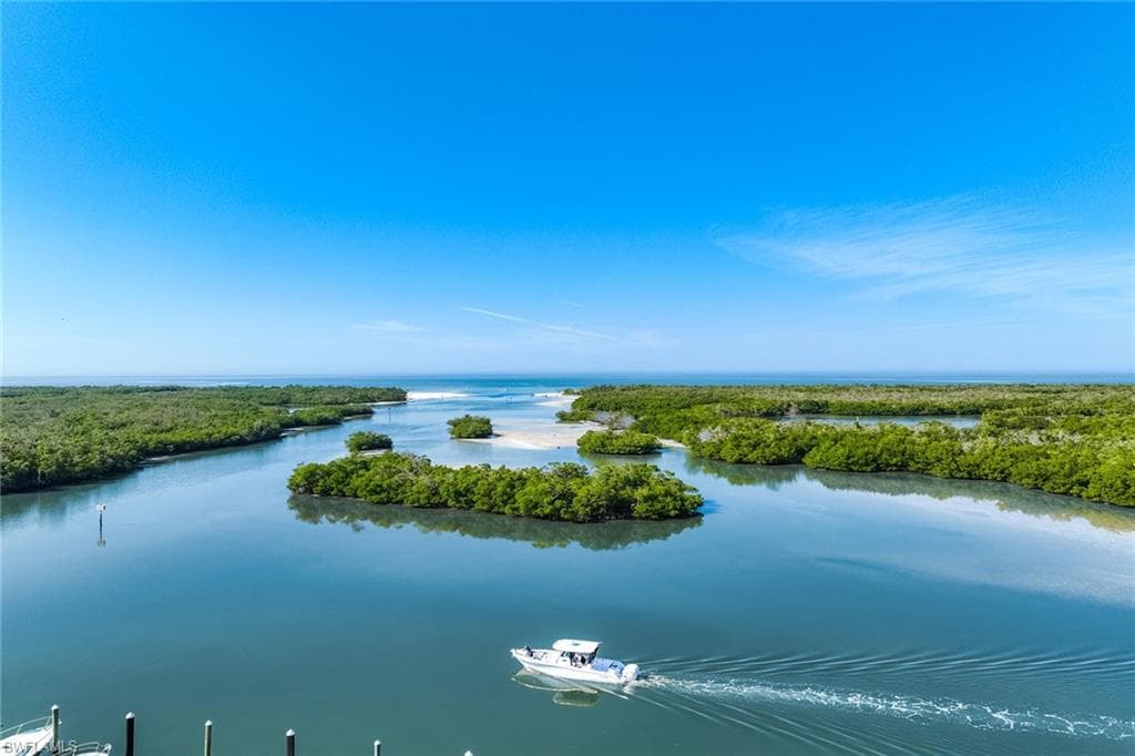 425 Dockside DR # 905, NAPLES FL 34110-30