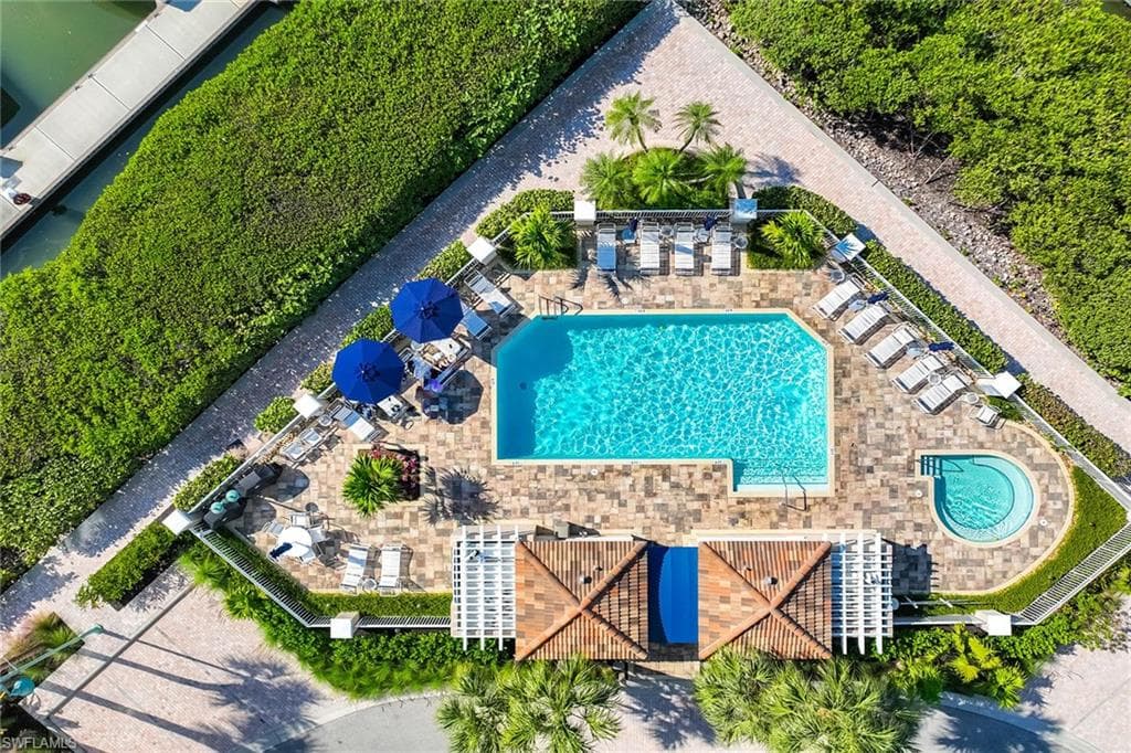 425 Dockside DR # 905, NAPLES FL 34110-38