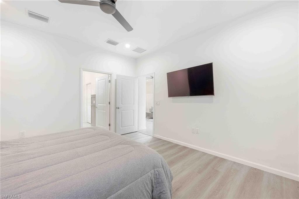 2179 Yellowfin CIR, NAPLES FL 34114-11