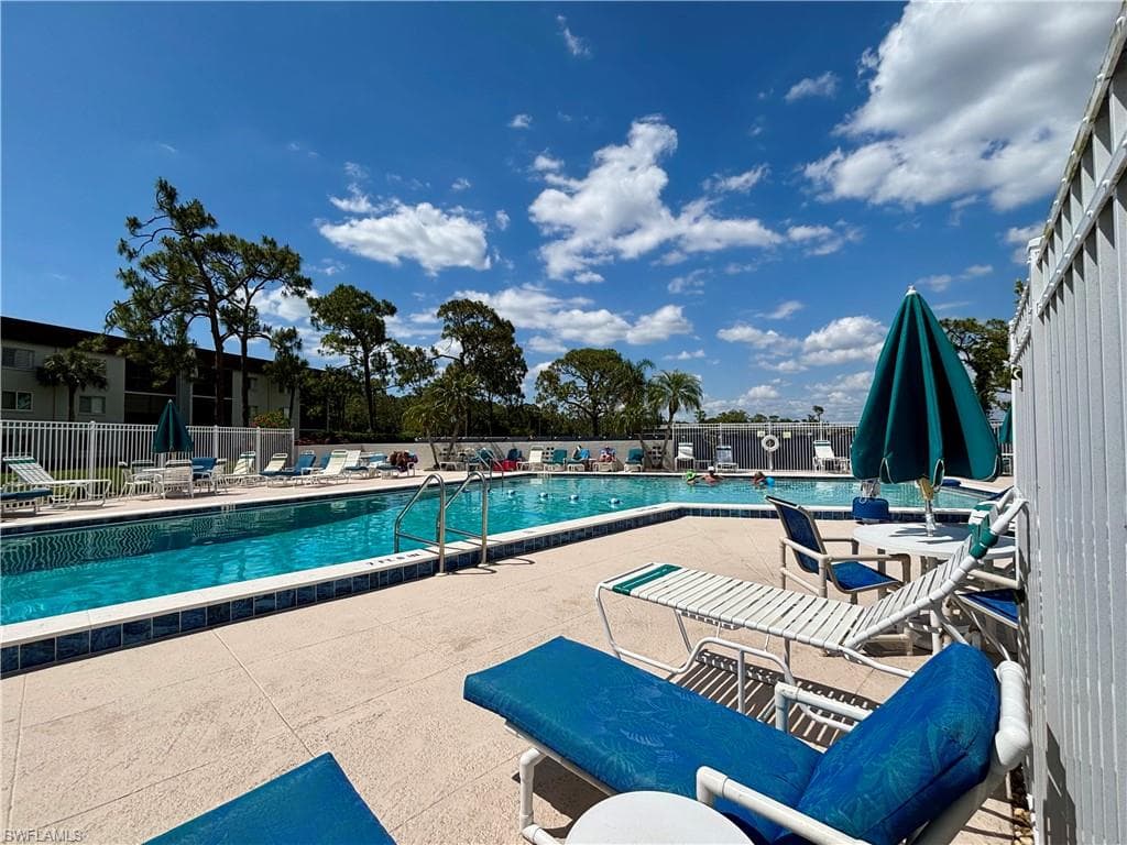 25808 Cockleshell DR # 315, BONITA SPRINGS FL 34135-25