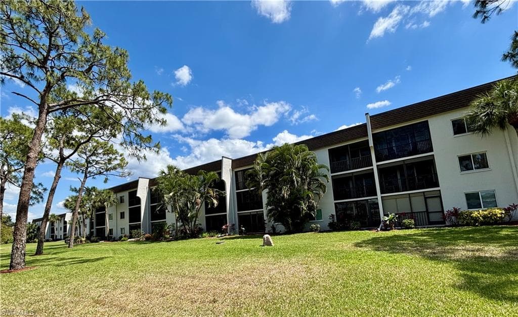 25808 Cockleshell DR # 315, BONITA SPRINGS FL 34135-21