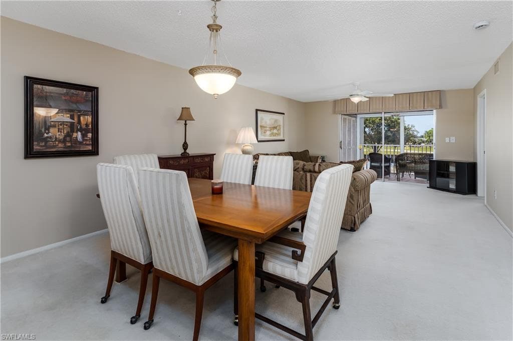 5515 Rattlesnake Hammock RD # 205, NAPLES FL 34113-5