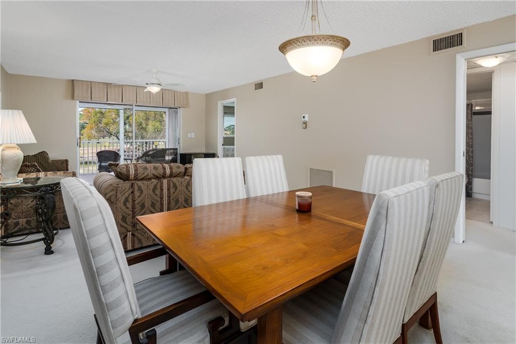 5515 Rattlesnake Hammock RD # 205, NAPLES FL 34113-6
