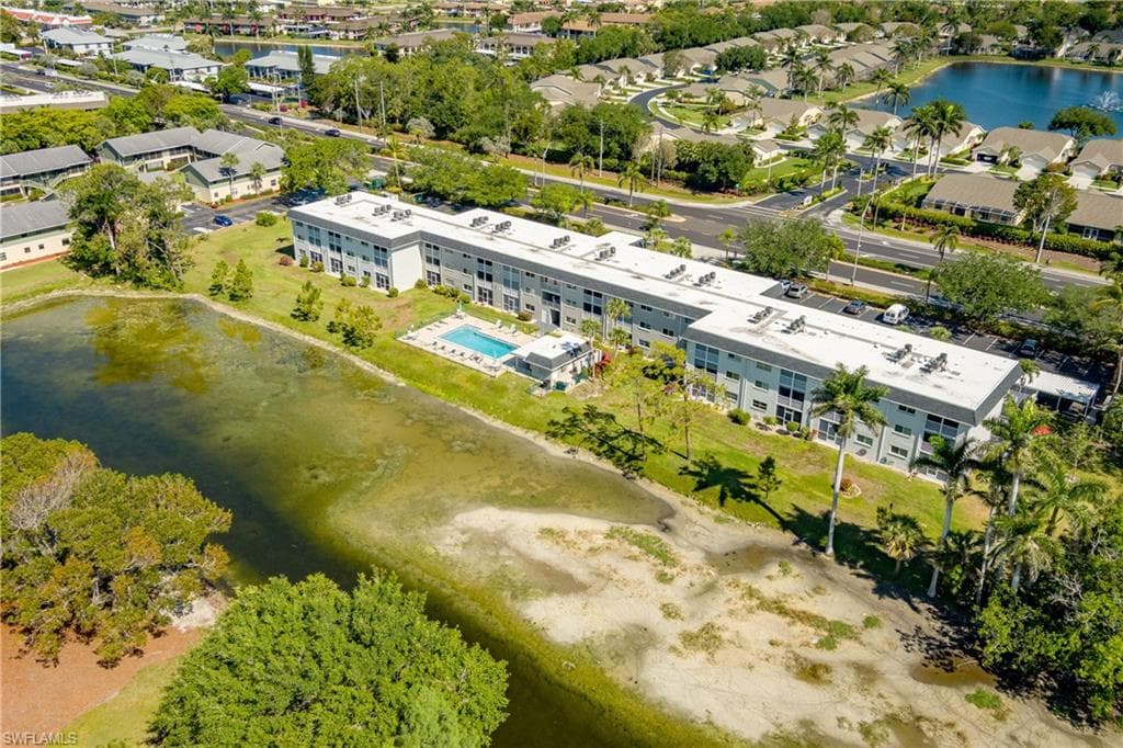 5515 Rattlesnake Hammock RD # 205, NAPLES FL 34113-31