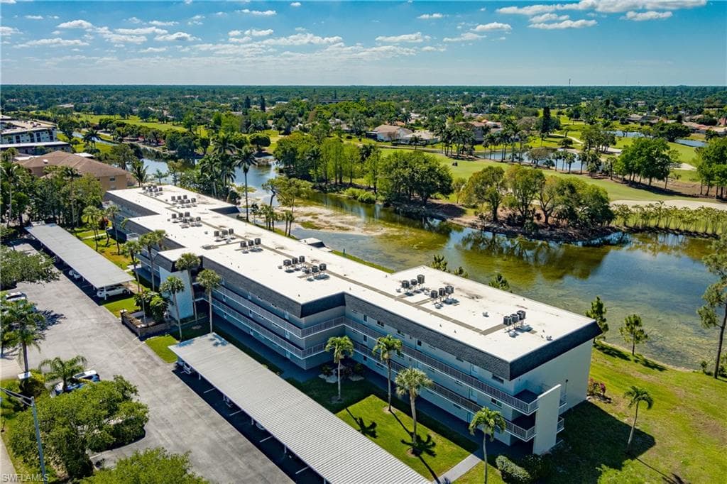 5515 Rattlesnake Hammock RD # 205, NAPLES FL 34113-27