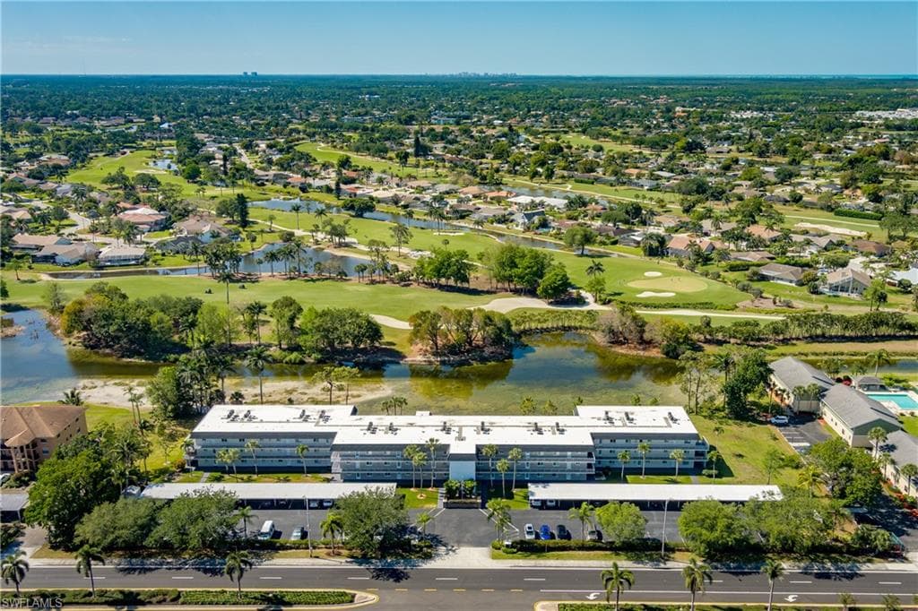 5515 Rattlesnake Hammock RD # 205, NAPLES FL 34113-33