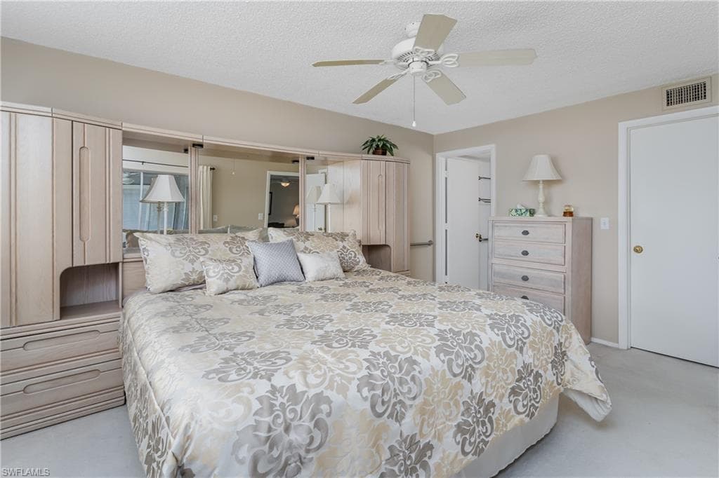 5515 Rattlesnake Hammock RD # 205, NAPLES FL 34113-13