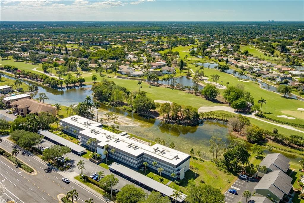 5515 Rattlesnake Hammock RD # 205, NAPLES FL 34113-34