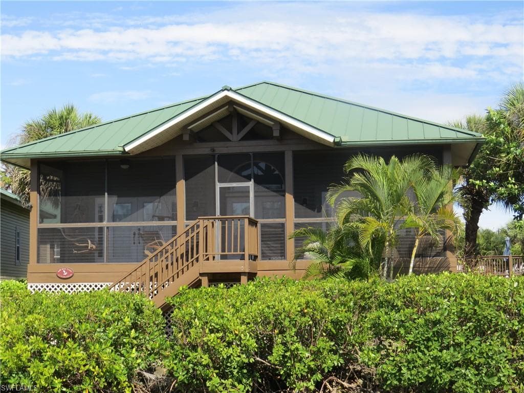 305 Storter AVE N # 16, EVERGLADES CITY FL 34139-33