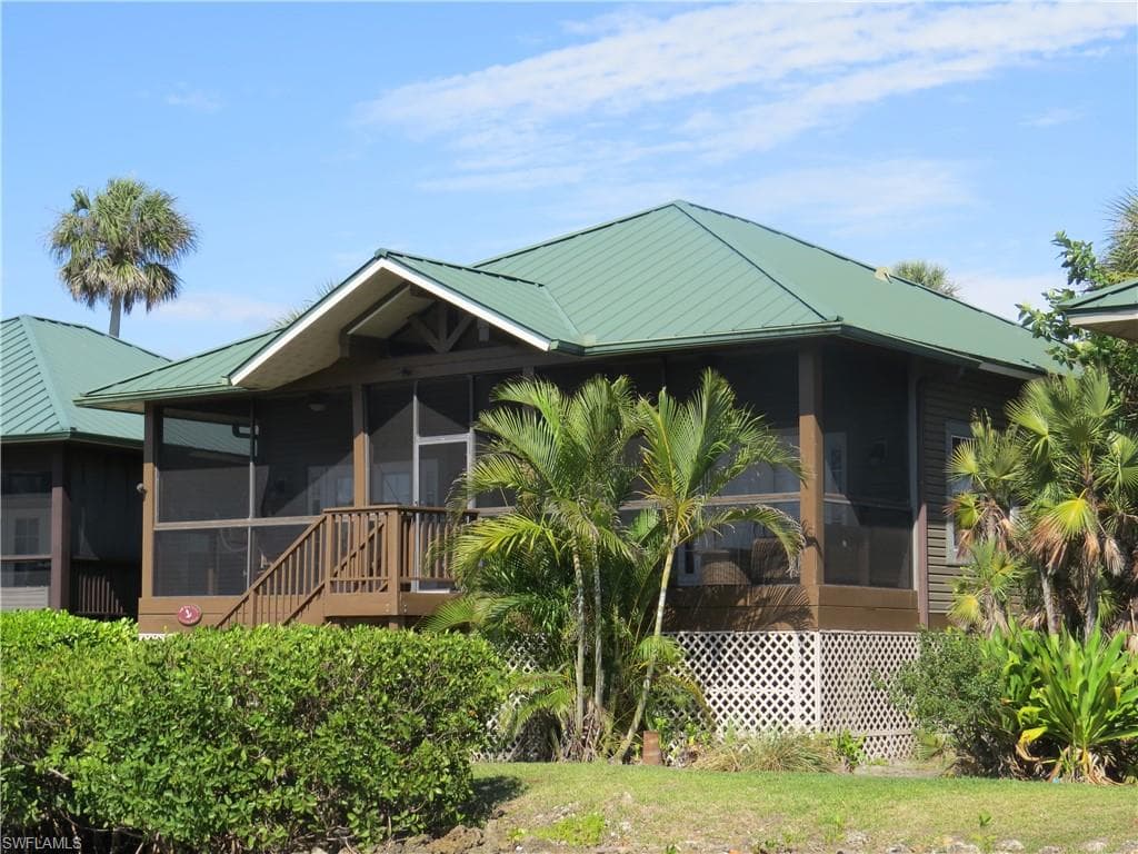 305 Storter AVE N # 16, EVERGLADES CITY FL 34139-32