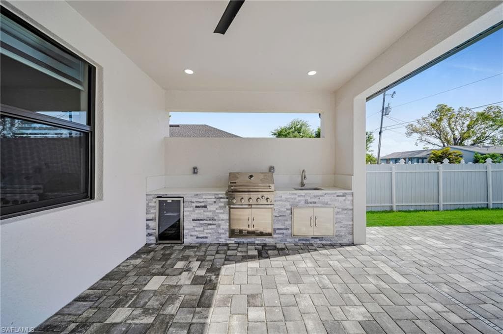 2138 SW 3rd AVE, CAPE CORAL FL 33991-37